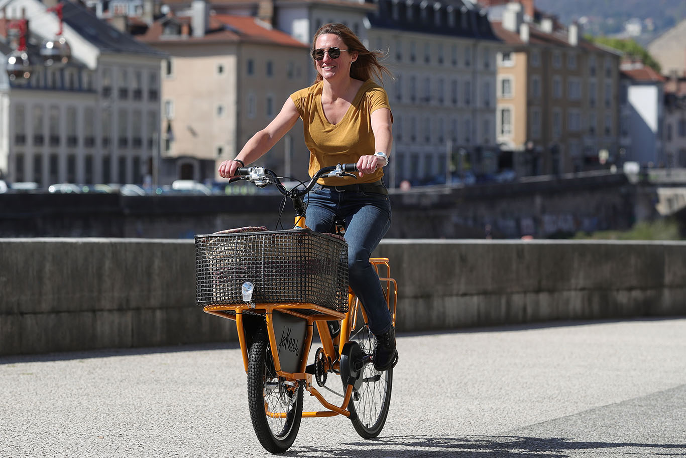 Découvrez Le Cargo Compact Electrique Bocyclo Le Vélo Français